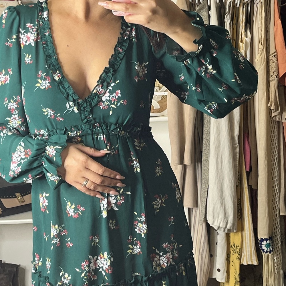 Green flowered dress. Super light. Fits loose.